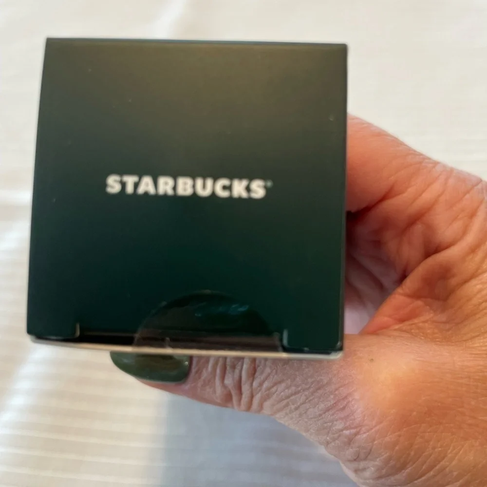 Starbucks unicorn bling